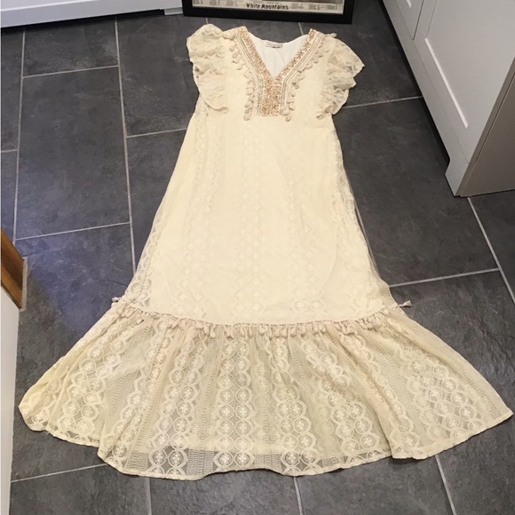Vanessa Alexandra Romantic Sheer Lace Maxi Dress Flutter Embroidered Tassels Med - Picture 12 of 16